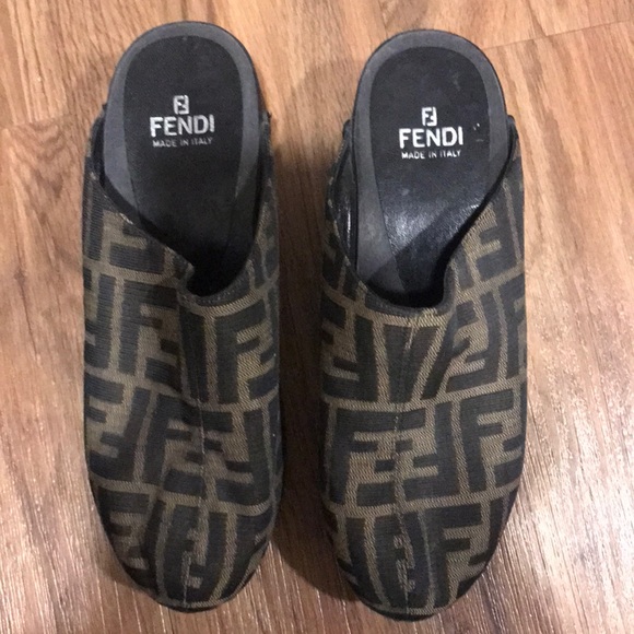 fendi clogs